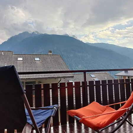 Mountain Haven Free Parking Temù